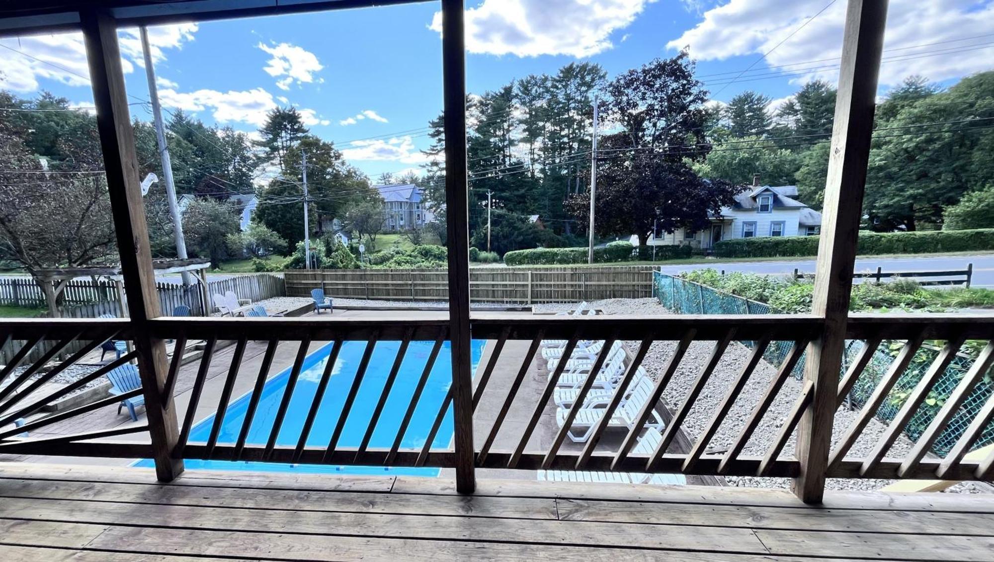 Motel Luzerne Lake Luzerne Екстер'єр фото
