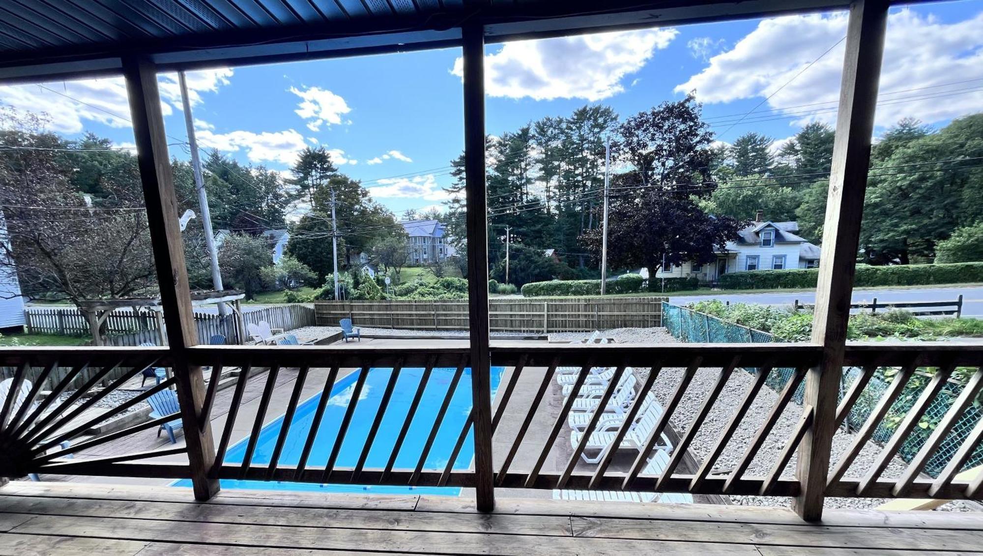 Motel Luzerne Lake Luzerne Екстер'єр фото